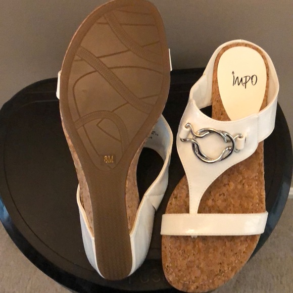 Sandals - Picture 3 of 5